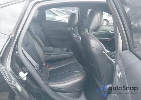 2015 Dodge Dart Gt z USA, uszkodzony, nr VIN 1C3CDFEB8FD278701